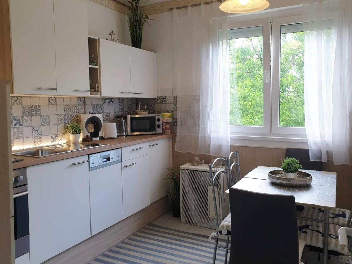 Apartman Balaton Apartamento Keszthely Exterior foto